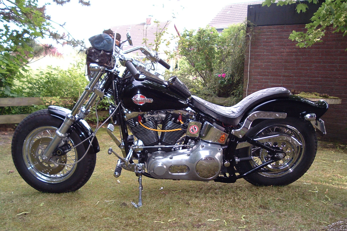 Harley Davidson Fxst Softail Build 1990